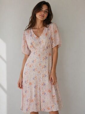 SOON Floral Button-Front V-Neck Midi Dress‎ Sz S in Blush